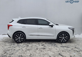 Подержанный автомобиль Haval Jolion 2022 года (4 фото)