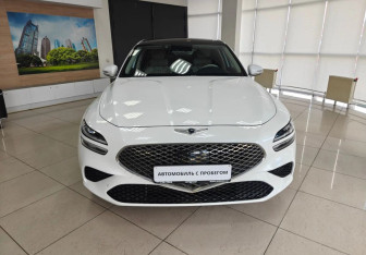 Подержанный автомобиль Genesis G70 2022 года (2 фото)