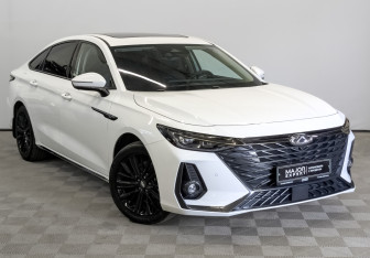 Подержанный автомобиль Chery Arrizo 8 2025 года (3 фото)