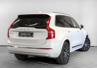 Подержанный автомобиль Volvo XC90 2021 года (5 фото)
