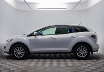 Подержанный автомобиль Mazda CX-7 2008 года (2 фото)