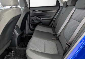 Подержанный автомобиль Kia Seltos 2021 года (18 фото)