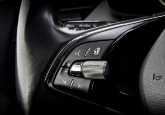 Подержанный автомобиль Skoda Rapid Liftback 2020 года (26 фото)
