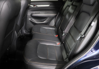 Подержанный автомобиль Mazda CX-5 2020 года (11 фото)