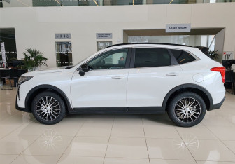 Новый Haval Jolion 2025 (10 фото)