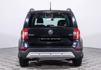 Подержанный автомобиль Skoda Yeti 2014 года (6 фото)