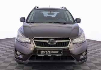 Подержанный автомобиль Subaru XV 2012 года (2 фото)