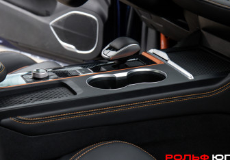 Подержанный автомобиль Omoda S5 GT 2023 года (15 фото)