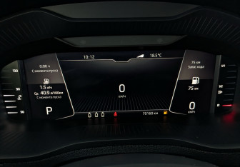 Подержанный автомобиль Skoda Karoq 2021 года (13 фото)