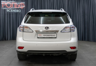 Подержанный автомобиль Lexus RX 2010 года (6 фото)