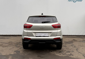 Подержанный автомобиль Hyundai Creta 2018 года (6 фото)