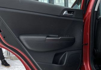 Подержанный автомобиль Kia Sportage 2020 года (18 фото)