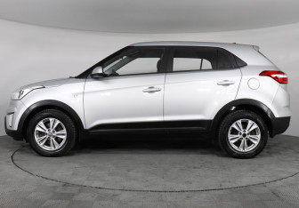 Подержанный автомобиль Hyundai Creta 2017 года (8 фото)