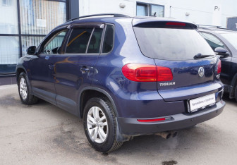 Подержанный автомобиль Volkswagen Tiguan 2015 года (7 фото)