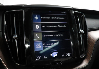 Подержанный автомобиль Volvo XC60 2018 года (17 фото)