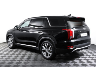 Подержанный автомобиль Hyundai Palisade 2018 года (7 фото)