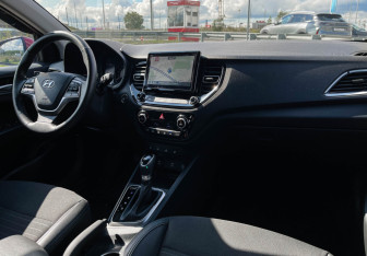 Подержанный автомобиль Hyundai Solaris Sedan 2024 года (9 фото)