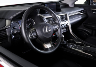 Новый Lexus RX 2022 (14 фото)