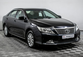 Подержанный автомобиль Toyota Camry Sedan 2012 года (3 фото)