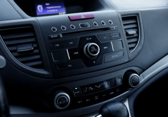 Подержанный автомобиль Honda CR-V 2014 года (23 фото)
