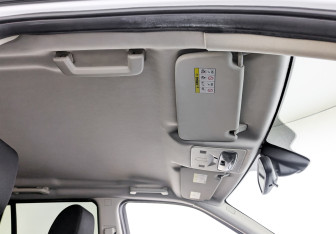 Подержанный автомобиль Land Rover Freelander 2013 года (22 фото)