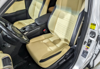 Подержанный автомобиль Lexus NX 2016 года (20 фото)