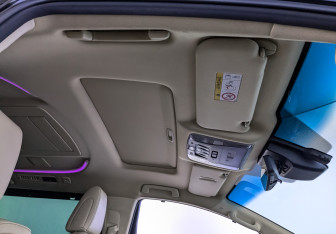 Подержанный автомобиль Toyota Alphard 2020 года (23 фото)