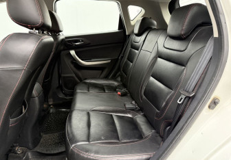 Подержанный автомобиль Changan CS35 2014 года (11 фото)