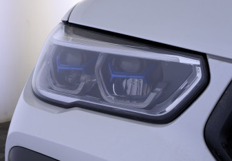 Подержанный автомобиль BMW X6 2022 года (17 фото)