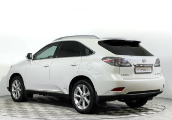 Подержанный автомобиль Lexus RX 2010 года (7 фото)