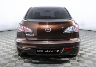 Подержанный автомобиль Mazda 3 Sedan 2012 года (4 фото)