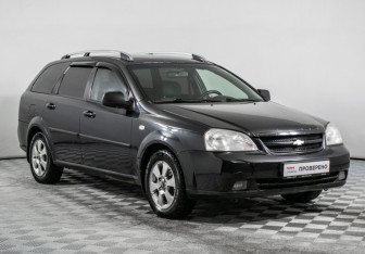 Подержанный автомобиль Chevrolet Lacetti Wagon 2011 года (3 фото)
