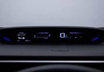 Подержанный автомобиль Honda Stepwgn 2019 года (13 фото)