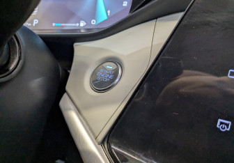 Подержанный автомобиль DongFeng Shine Max 2023 года (23 фото)