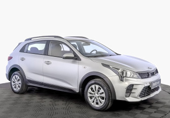 Подержанный автомобиль Kia Rio Hatchback 2021 года (3 фото)