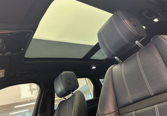 Подержанный автомобиль Land Rover Range Rover Velar 2018 года (17 фото)