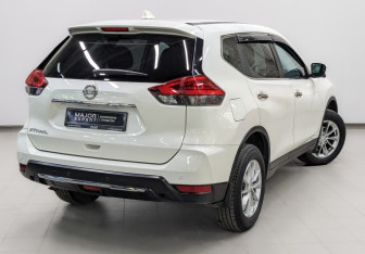 Подержанный автомобиль Nissan X-Trail 2019 года (5 фото)