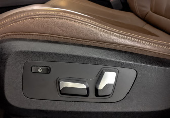 Подержанный автомобиль BMW X5 2022 года (29 фото)