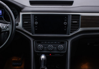 Подержанный автомобиль Volkswagen Teramont 2019 года (15 фото)