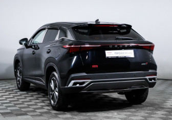 Подержанный автомобиль Omoda C5 2024 года (7 фото)