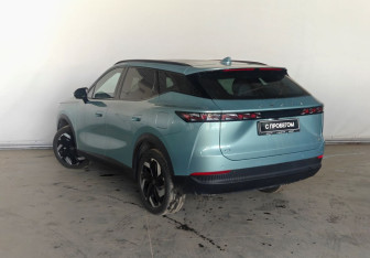 Подержанный автомобиль Omoda C7 2025 года (7 фото)
