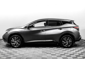 Подержанный автомобиль Nissan Murano Suv 2016 года (3 фото)