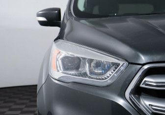 Подержанный автомобиль Ford Kuga 2017 года (7 фото)