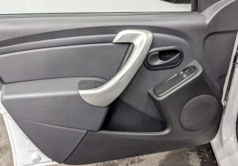 Подержанный автомобиль LADA (ВАЗ) Largus Wagon 2021 года (15 фото)