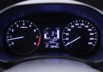 Подержанный автомобиль Hyundai Creta 2017 года (12 фото)