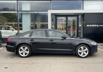 Подержанный автомобиль Audi A6 Sedan 2011 года (4 фото)