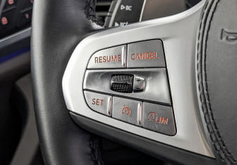 Подержанный автомобиль BMW X3 2024 года (29 фото)