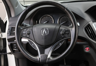 Подержанный автомобиль Acura MDX 2014 года (15 фото)