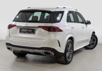Подержанный автомобиль Mercedes-Benz GLE 2022 года (5 фото)