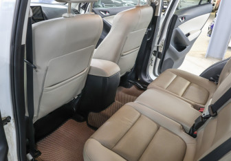 Подержанный автомобиль Mazda CX-5 2013 года (12 фото)